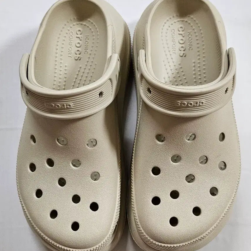 [BUNJANG] Classic Crush Clog Beige M5/W7 / 클래식 크러쉬 클로그 본 베이지