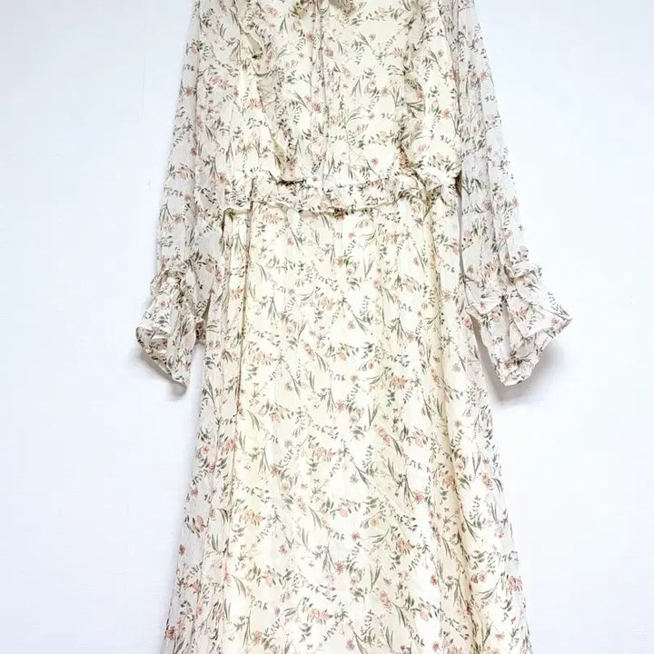 [SOLD OUT] 공구우먼 아이보리 플라워 프릴 롱원피스