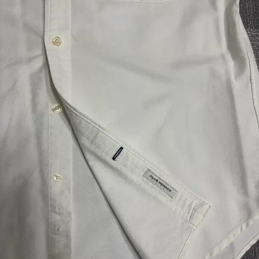[BUNJANG] Club Monaco White Short Sleeve Shirt Slim Fit M / 클럽모나코 화이트 반팔 셔츠 M슬림
