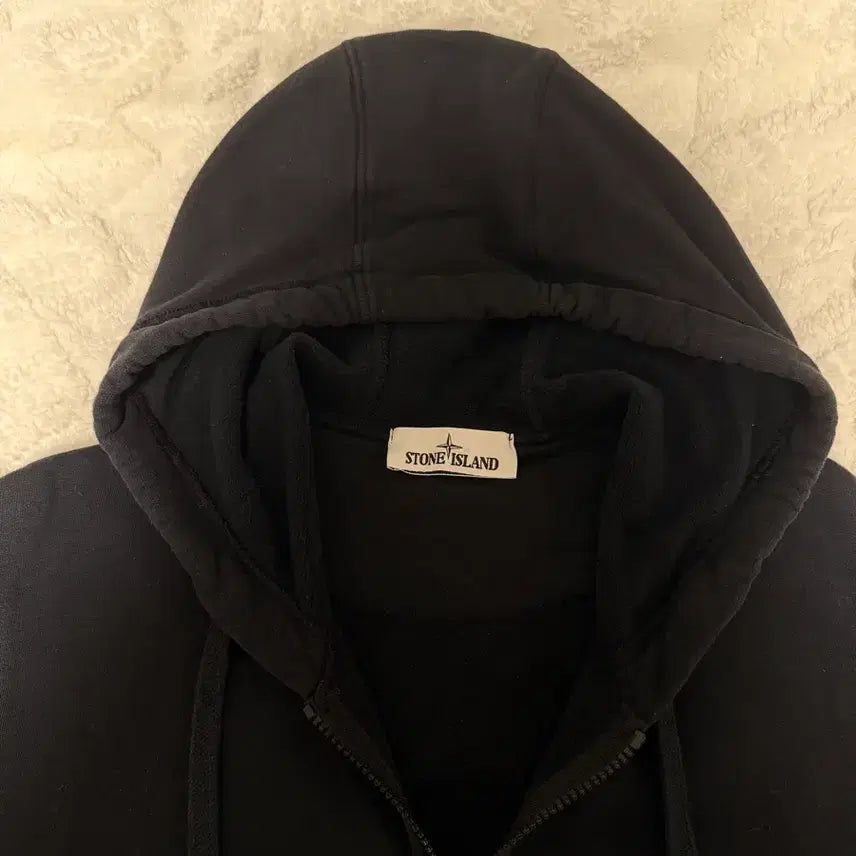 [SOLD OUT] 스톤 후드집업