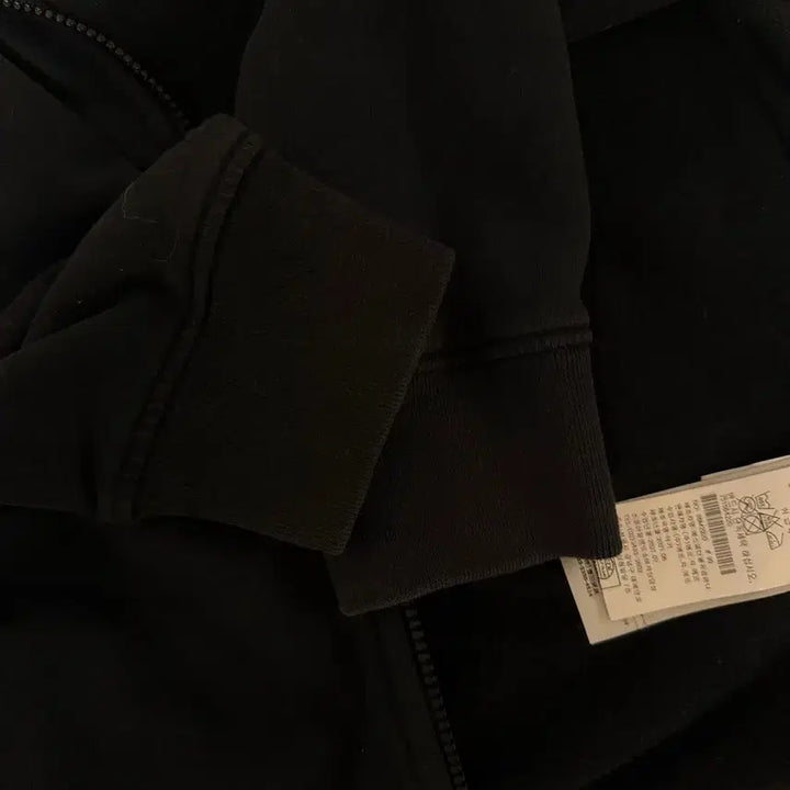 [SOLD OUT] 스톤 후드집업