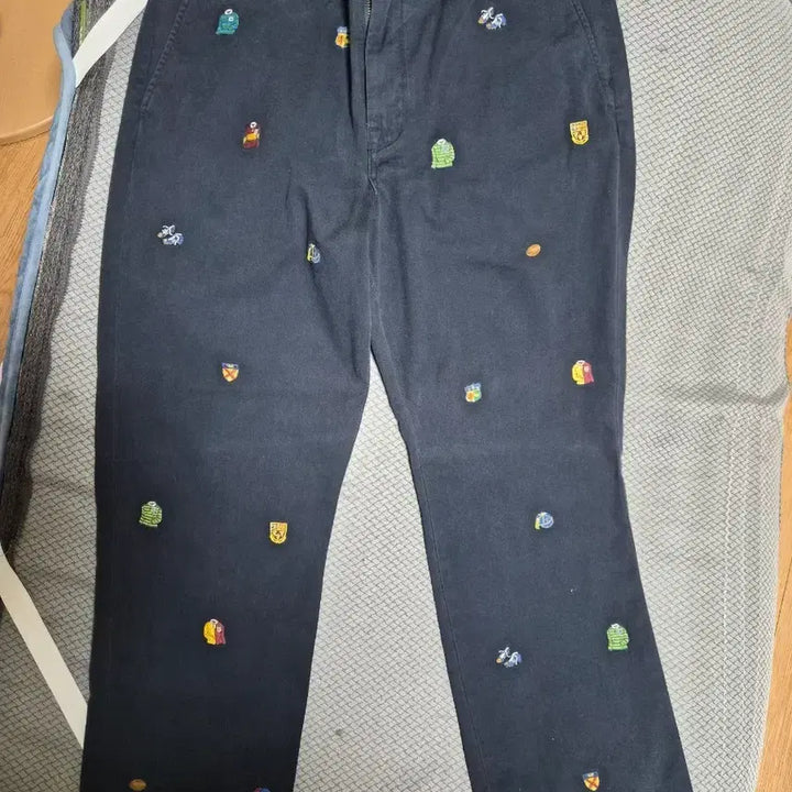 [BUNJANG] Polo Ralph Lauren Navy Embroidered Chino Pants / 폴로 랄프로렌 네이비 자수 치노 바지
