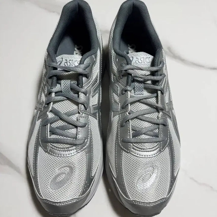[BUNJANG] Asics Jog 100 S (2E) Glacier Grey Sneakers / 아식스 조그 100 S (2E) - 글래시어 그레이:퓨어 실버 / 120