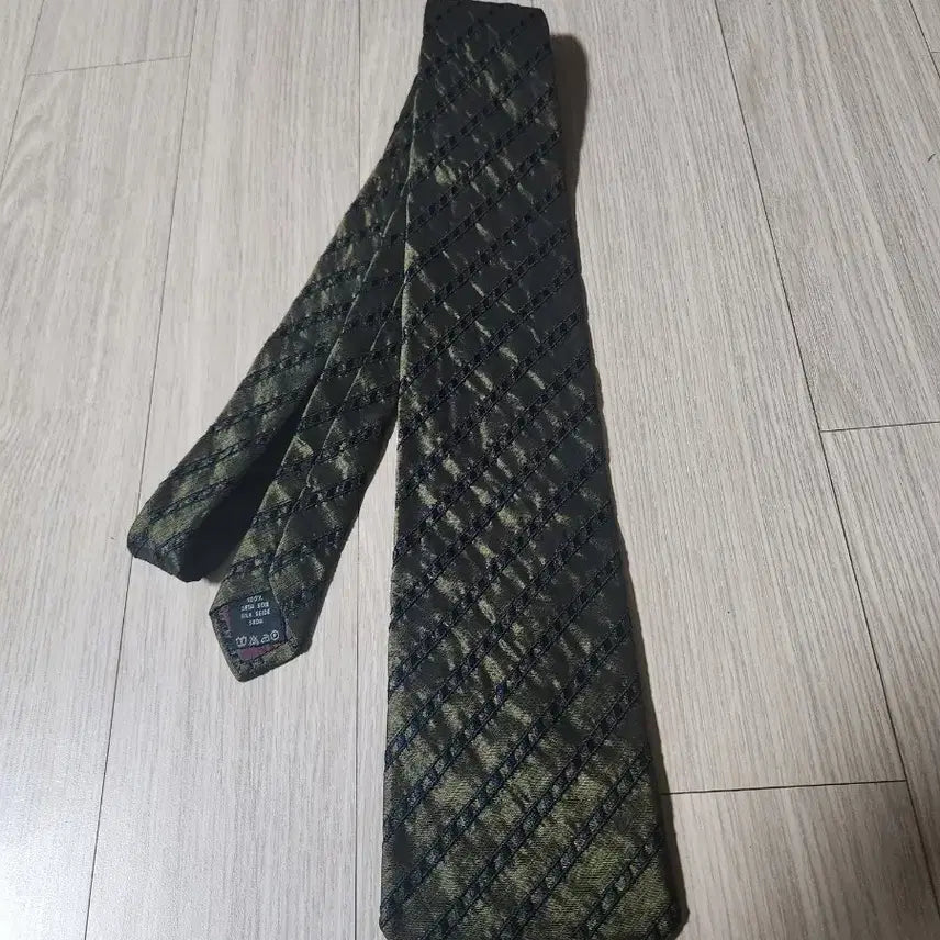 [BUNJANG] Valentino Silk Necktie / 발렌티노 실크 넥타이