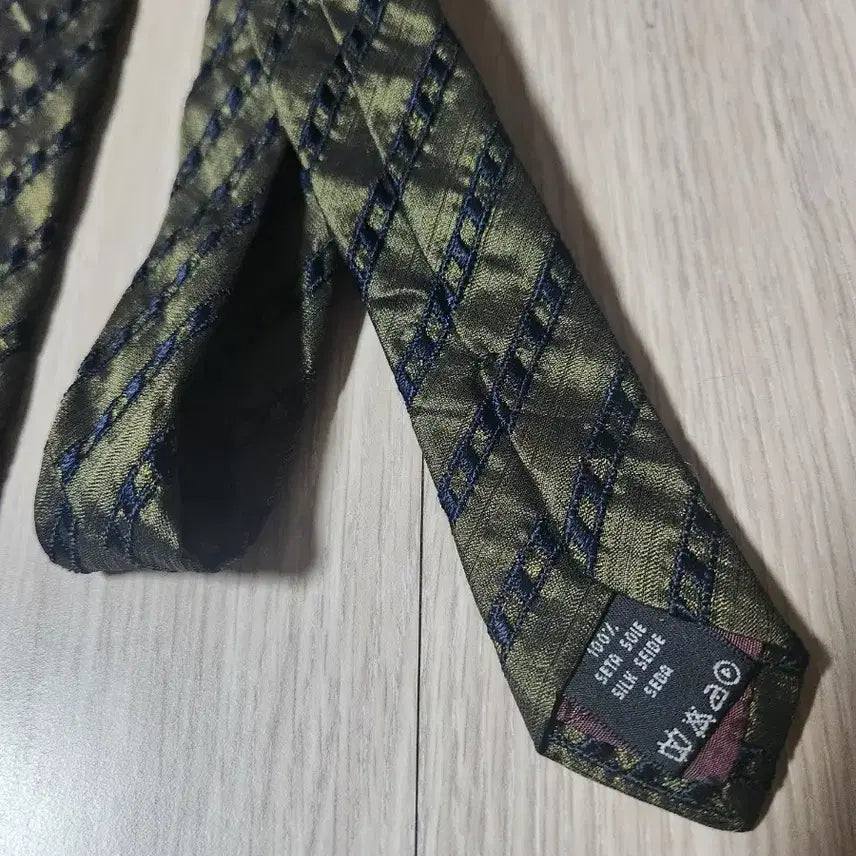 [BUNJANG] Valentino Silk Necktie / 발렌티노 실크 넥타이