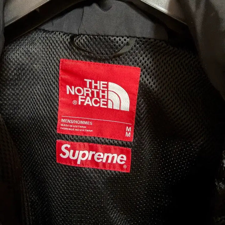 [BUNJANG] Supreme x The North Face Convertible Jacket / 슈프림 노스페이스 컨터터블 자켓