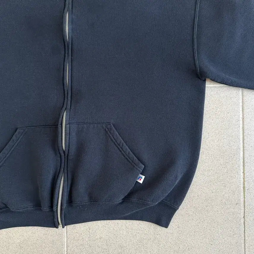 [BUNJANG] Vintage Russell Athletic Hoodie Zip-up Black L / 빈티지 러셀 후드집업 블랙 L
