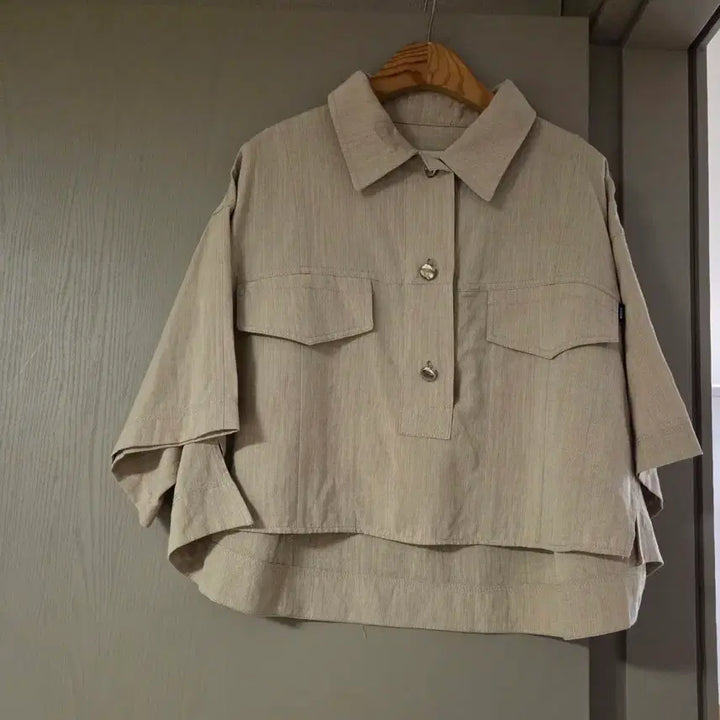 [BUNJANG] SYSTEM Beige Short-Sleeve Relaxed Fit Shirt Jacket / 시스템 베이지색 반팔 릴렉스셔츠자켓