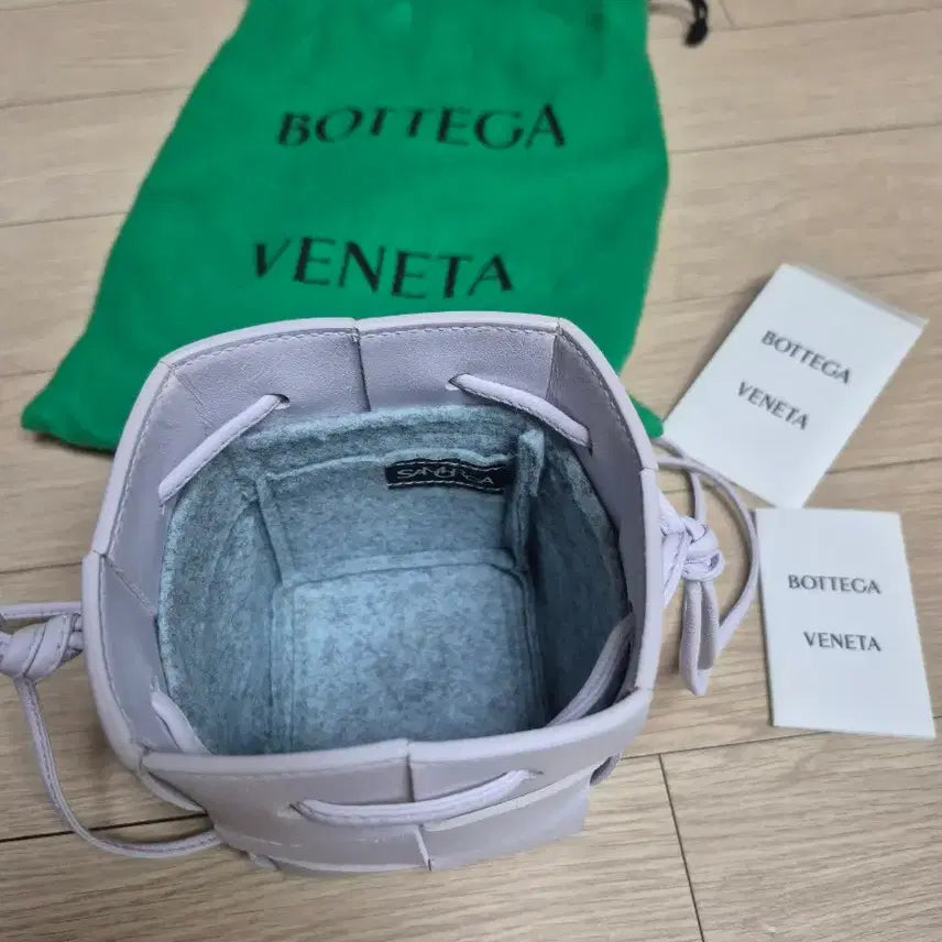 [BUNJANG] Bottega Veneta Cassette Mini Bucket Bag Lavender / 보테가베네타 카세트 미니 버킷백 라벤더 + 이너백