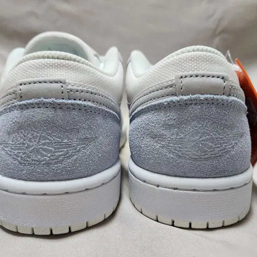 [BUNJANG] Nike Air Jordan 1 Low Paris DV3043-100 / 조던 1 로우 파리 (250mm)
