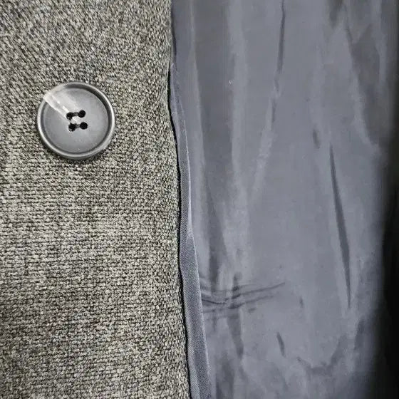 [BUNJANG] Double-Button Long Jacket / 고급스럽고 슬림핏으로 떨어지는 더블버튼 롱자켓