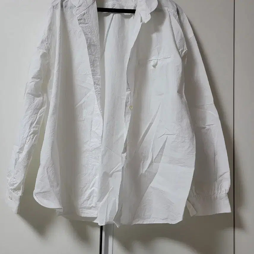 [BUNJANG] Love and Show White Shirt / 러브앤쇼 화이트 셔츠