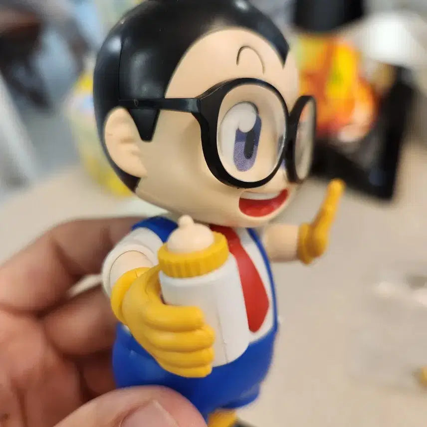 [BUNJANG] Dr. Slump Obotcha Man Figure Kit / 닥터슬럼프 오보차맨 피규어 조립품
