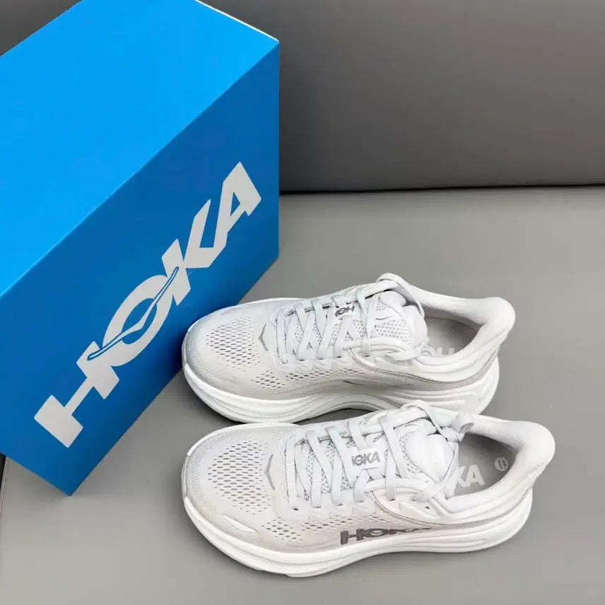 [BUNJANG] Hoka Bondi 9 Stardust Silver - Wide 235mm / (W) 호카 본디 9 스타더스트 실버 - 와이드 235mm