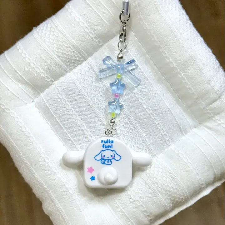 [BUNJANG] Sanrio Cinnamoroll Kuromi Game Machine Model Keychain / 산리오 시나모롤 쿠로미 게임기 모형 키링 새상품