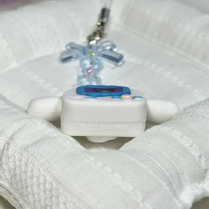 [BUNJANG] Sanrio Cinnamoroll Kuromi Game Machine Model Keychain / 산리오 시나모롤 쿠로미 게임기 모형 키링 새상품