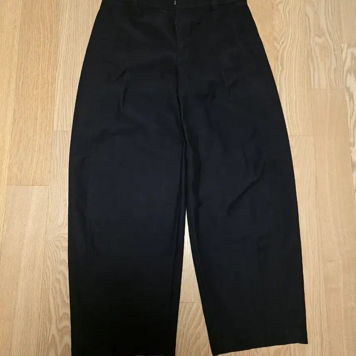 [SOLD OUT] 유니클로 저지배럴레그팬츠 네이비 XL