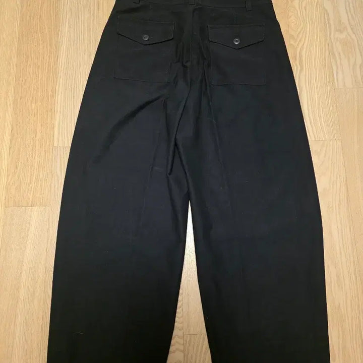 [SOLD OUT] 유니클로 저지배럴레그팬츠 네이비 XL