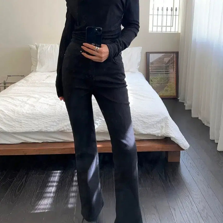 [BUNJANG] TheMoi Slim Bootcut Black Denim Pants 