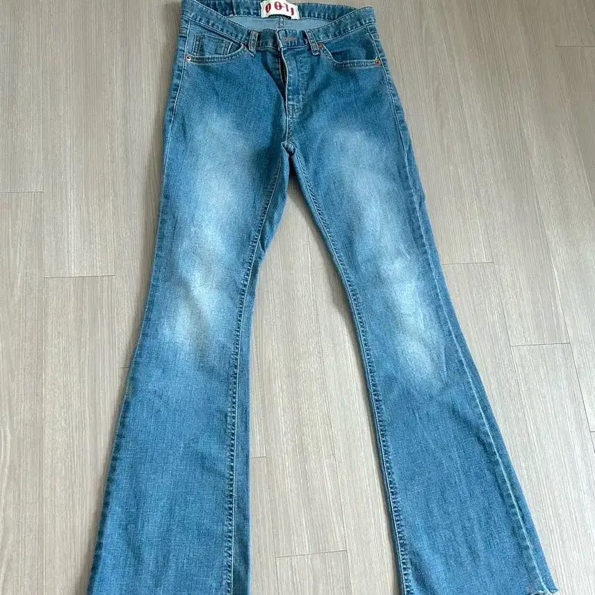 [BUNJANG] OOTJ Low-Rise Bootcut Women&