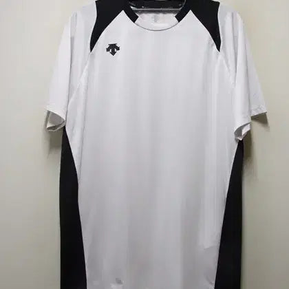 [BUNJANG] Descente Poly Mesh Functional T-Shirt / 데상트 폴리메쉬 기능성티 택95