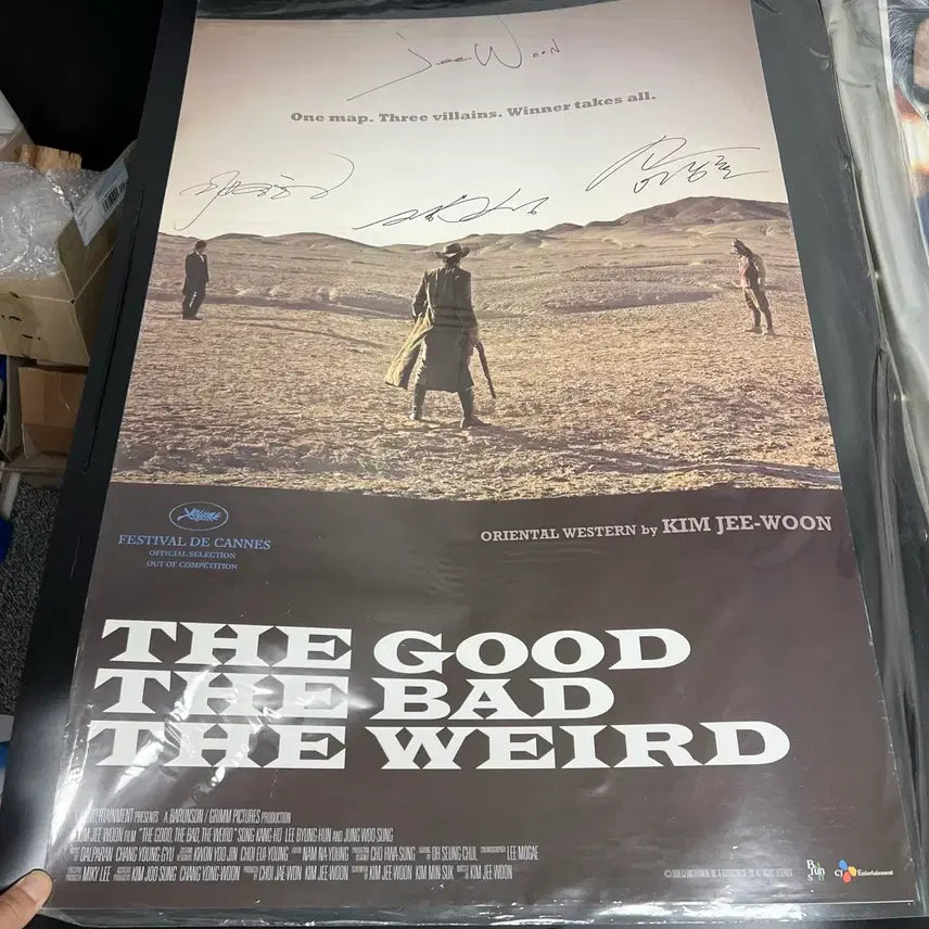 [BUNJANG] Good, Bad, Weird Signed Poster / 좋은 놈 나쁜 놈 이상한 놈 싸인 포스터
