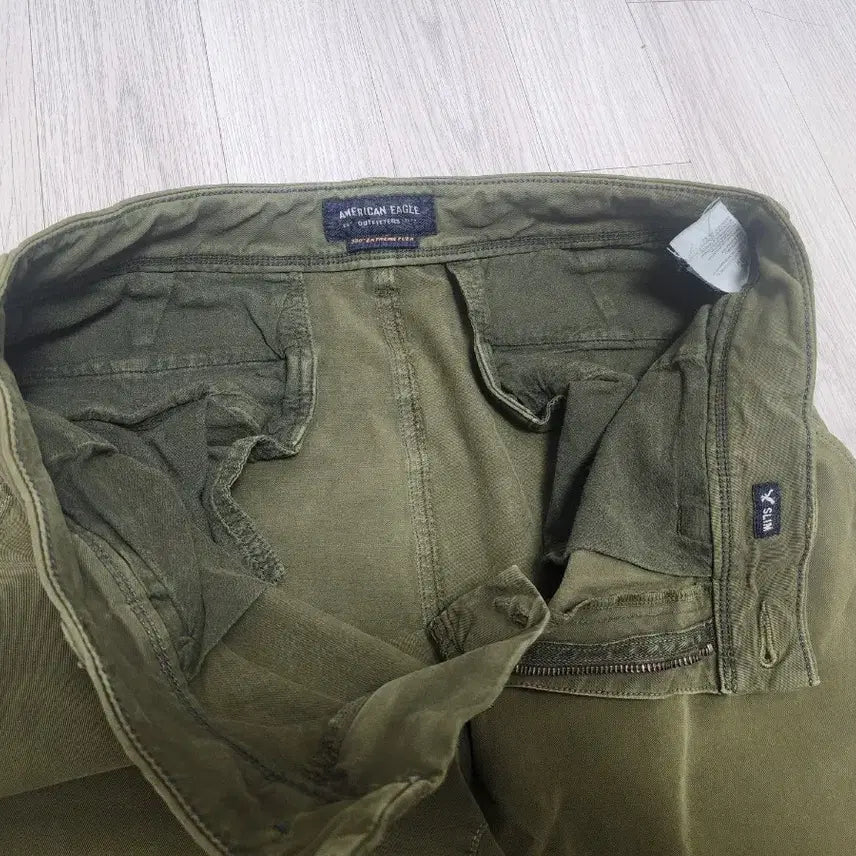 [BUNJANG] American Eagle Olive Green Cotton Pants W32 / 아메리칸이글 올리브그린 면바지 W32