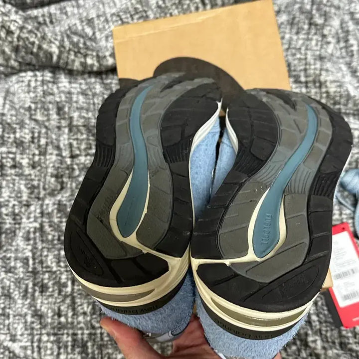 [SOLD OUT] 뉴발란스 991v2 셀레스티얼 블루 스니커즈 260