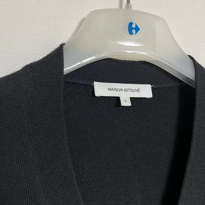 [BUNJANG] Maison Kitsune Bold Fox Head Patch Regular Cardigan Black (Size S) / 메종 키츠네 볼드 폭스 헤드 패치 레귤러 남여공용 가디건 블랙 S사이즈