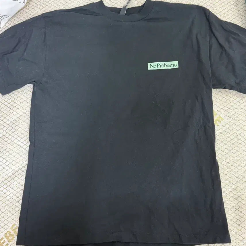 [BUNJANG] No Problem Crewneck Short-Sleeve T-Shirt Size M / 노프라블레모 반팔 M