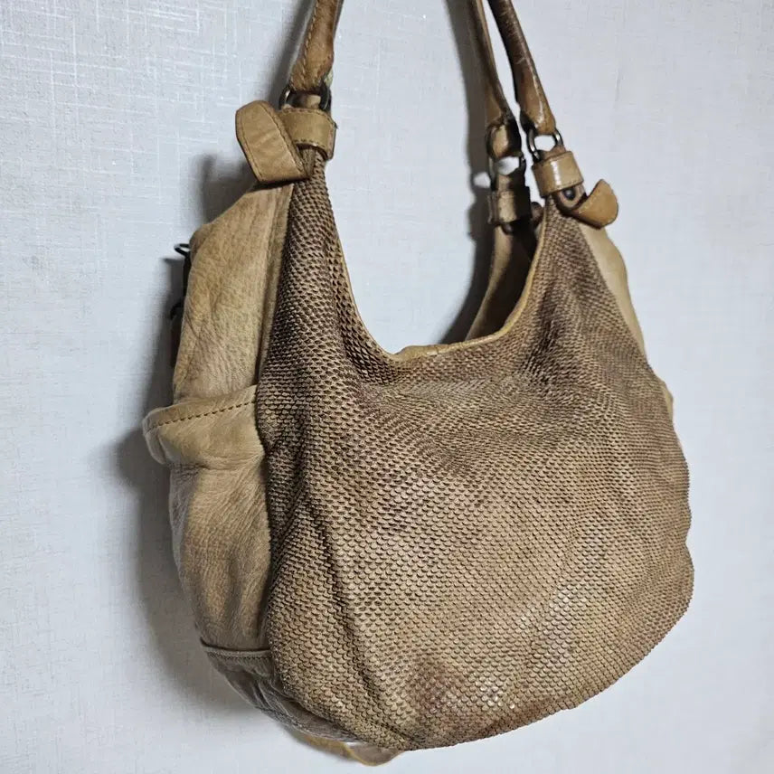 [BUNJANG] Italian Calfskin Leather Tote Shoulder Bag / 카프스킨 레더백(토드백겸 숄더백)이태리제