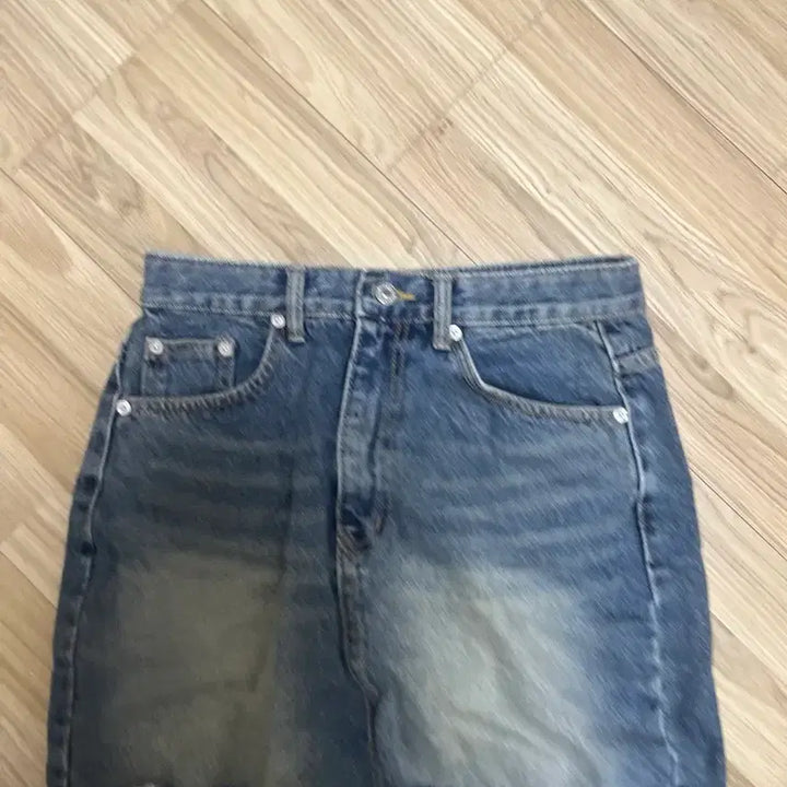 [BUNJANG] Blackup Denim Wash Mini Skirt / 블랙업 데님 워싱 스커트