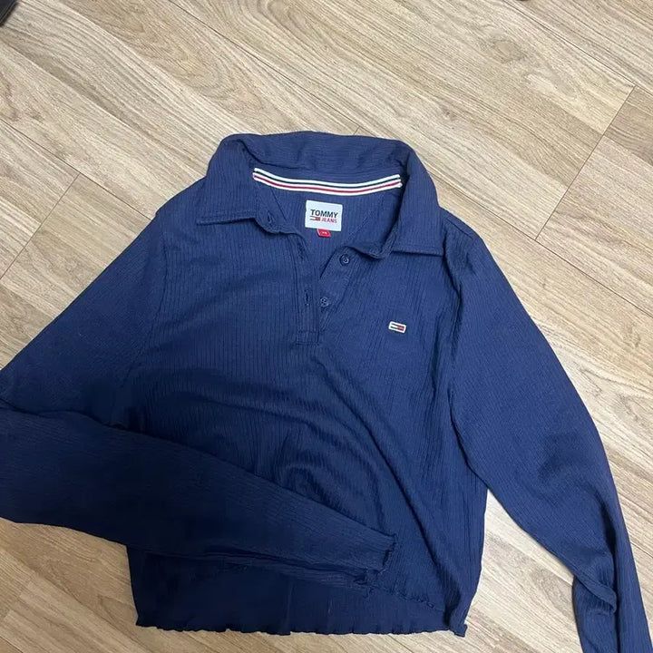 [BUNJANG] Tommy Jeans Crop Collar Long Sleeve Navy / 타미진스 크롭 카라 롱슬리브 네이비