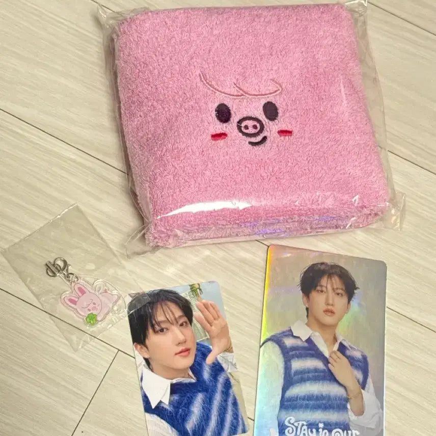 [BUNJANG] Stray Kids Changbin Dwaekki Bundle Set / 스트레이키즈 (창빈) 돼끼