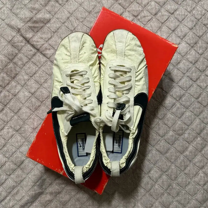 [BUNJANG] Jacquemus x Nike J Force 1 Low "Ivory" (Size 285) / 나이키 자크뮈스 문슈즈 아이보리 285(US W11.5 M10)