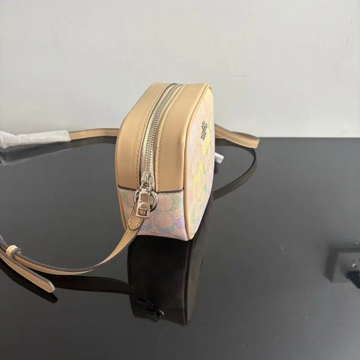 [BUNJANG] Coach Signature Camera Bag Crossbody / 코치 시그니처 카메라백 크로스백