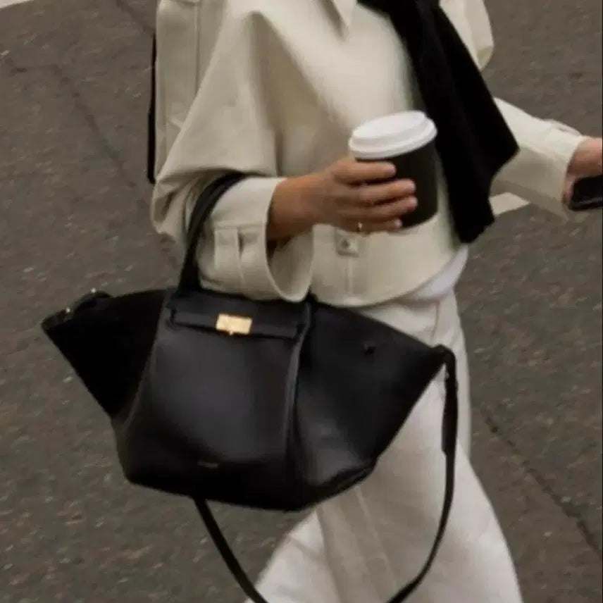 [BUNJANG] DEMELLIER LONDON Black Leather Tote Bag / 드멜리어 블랙 토트백