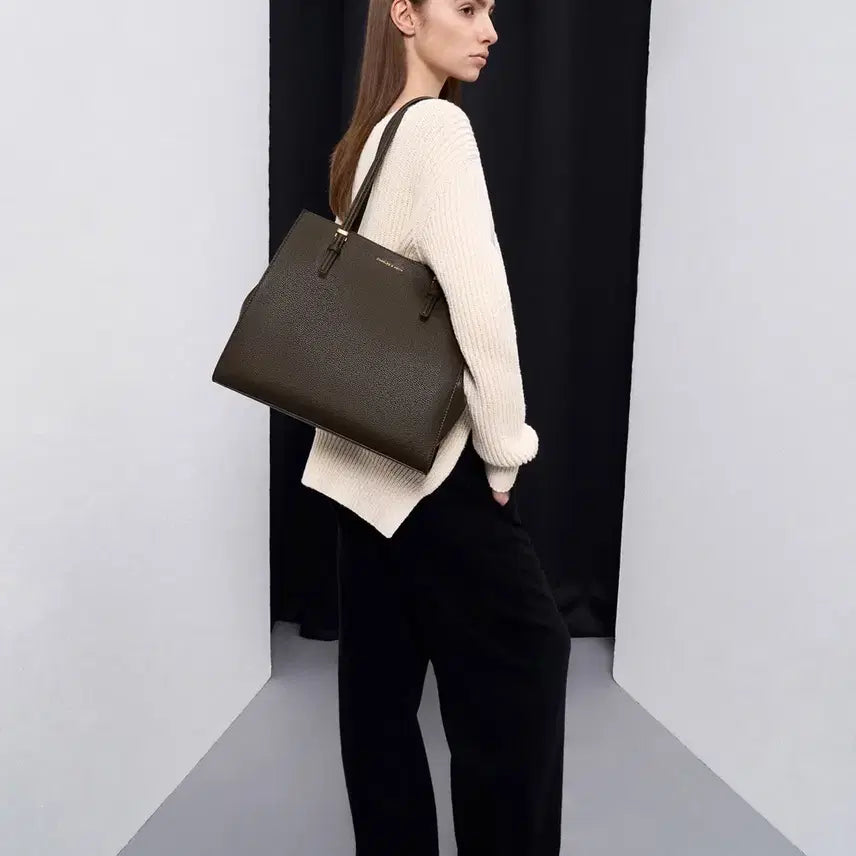 [BUNJANG] Charles &amp; Keith Classic Double Handle Tote Bag (Khaki) / 찰스앤키스 클래식 더블핸들토트백 (카키)