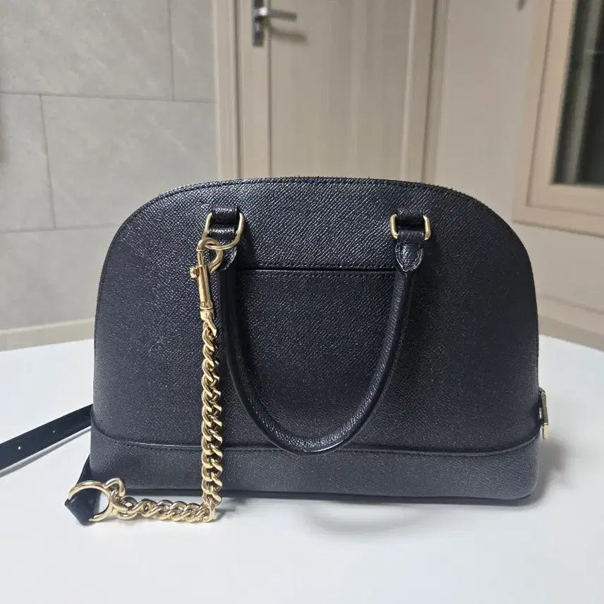 [BUNJANG] Coach Black Dome Tote Bag with Chain Strap / 코치 블랙 돔 토트백 체인 스트랩