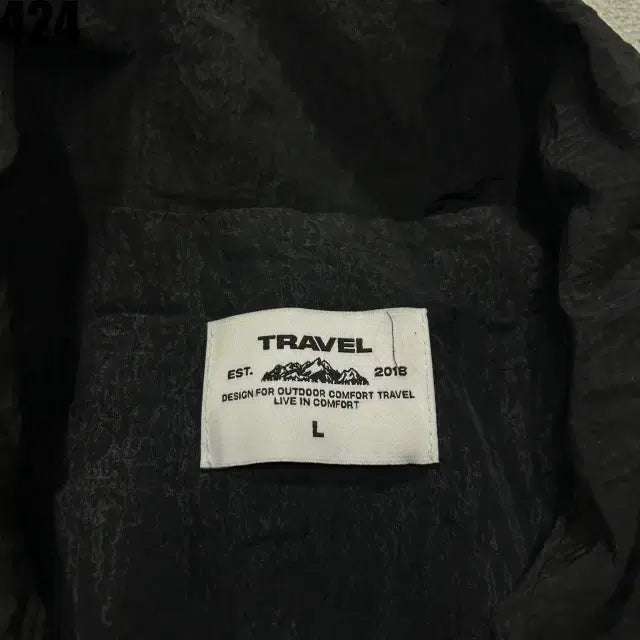 [BUNJANG] Travel Black Windbreaker Jumper Size 100 / 트레블 블랙 바람막이 점퍼 100