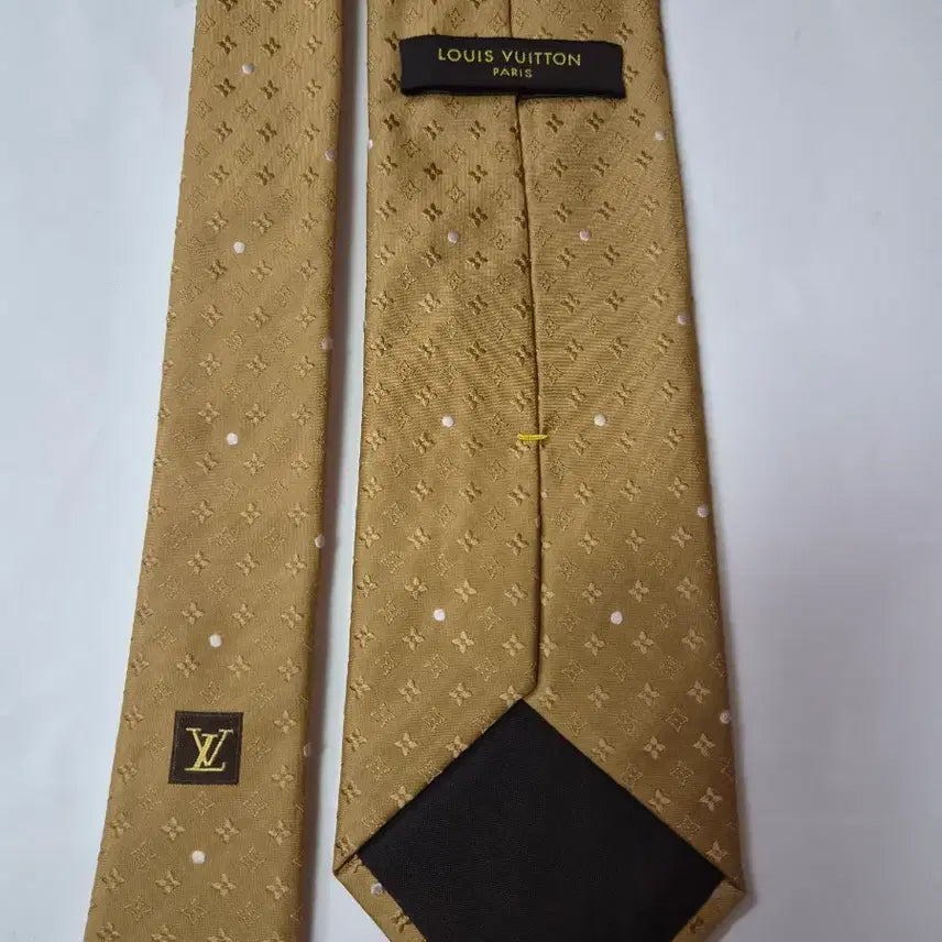 [BUNJANG] Louis Vuitton Monogram Silk Necktie / 루이비통 모노그램 실크 넥타이