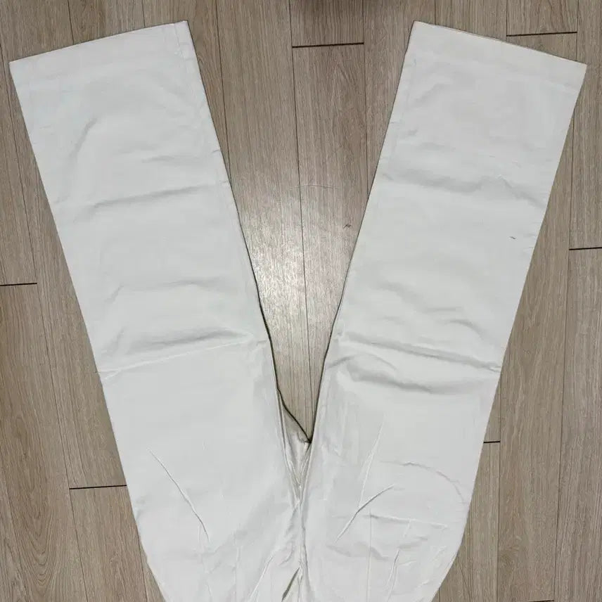 [SOLD OUT] 드로우핏 와이드 밴딩 치노팬츠 오프화이트 M 팝니다