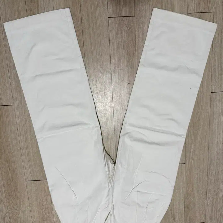 [SOLD OUT] 드로우핏 와이드 밴딩 치노팬츠 오프화이트 M 팝니다