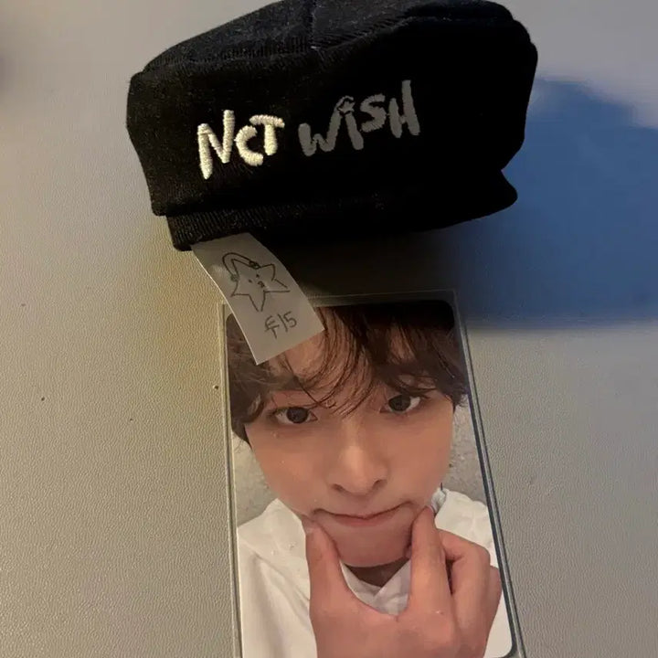 [BUNJANG] NCT WISH Riku 1st Anniversary Beret Hat Keyring / 엔시티위시 리쿠 1주년 베레모 모자 키링