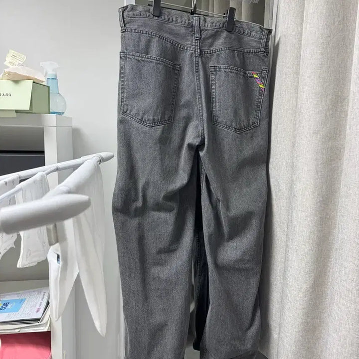 [BUNJANG] is-ness Gray Graphite Denim Jeans (Size L) / 이즈네스 isness 그레이 흑연청 48사이즈(L) 판매 is-ness