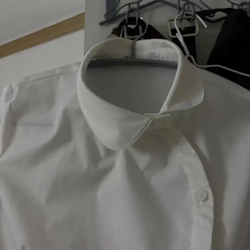 [BUNJANG] Miseki Seoul Oblique Button Shirt / 미세키서울 오블리크 셔츠 1