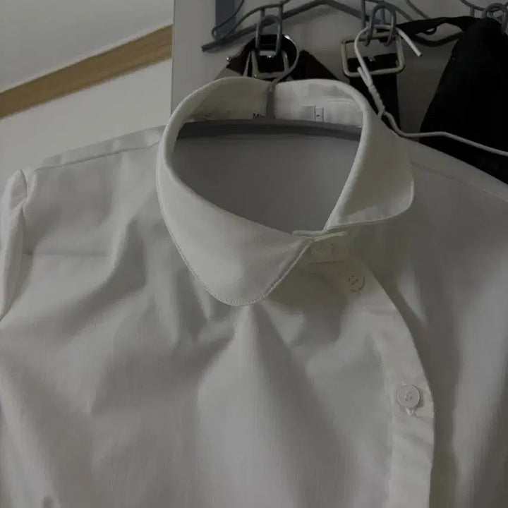 [BUNJANG] Miseki Seoul Oblique Button Shirt / 미세키서울 오블리크 셔츠 1