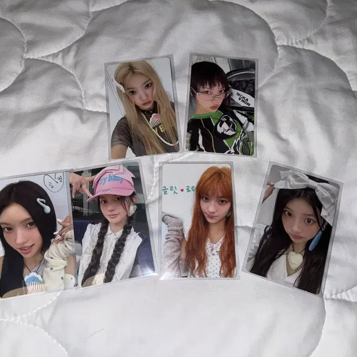 [BUNJANG] ILLIT NOT CUTE ANYMORE Pouch Album Photocard Bundle Set / 아일릿 NOT CUTE ANYMORE 파우치 앨범 포카 일괄 양도