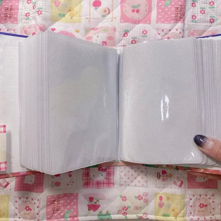 [BUNJANG] Sanrio 1997 Hello Kitty Mini Photo Album / 고전키티 97년도 헬로키티 미니 사진앨범