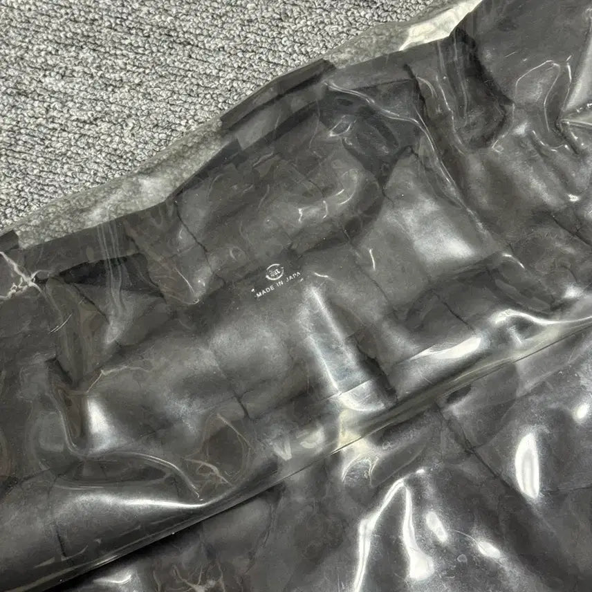 [SOLD OUT] 꼼데가르송 pvc 백
